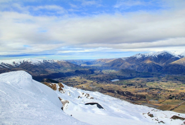 A panoramic view of Queenstown's landscapes